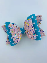 Load image into Gallery viewer, Speckled Egg